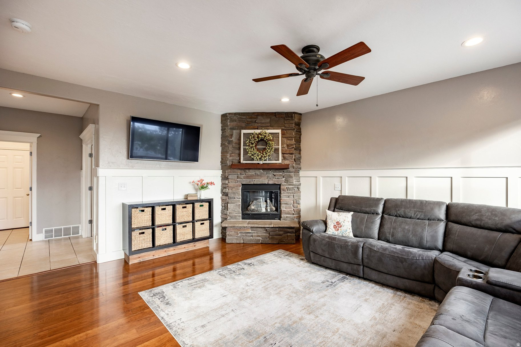 HIGHLAND HILLS - Residential