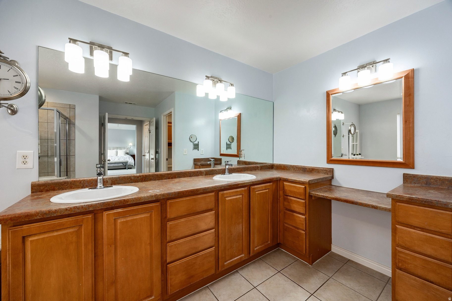 HIGHLAND HILLS - Residential