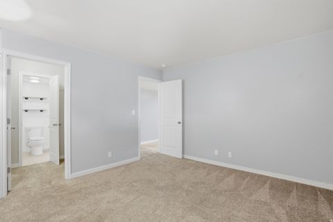 Tiny photo for 4943 S EASTRIDGE LN #131, Murray, UT 84117 (MLS # 2150111)