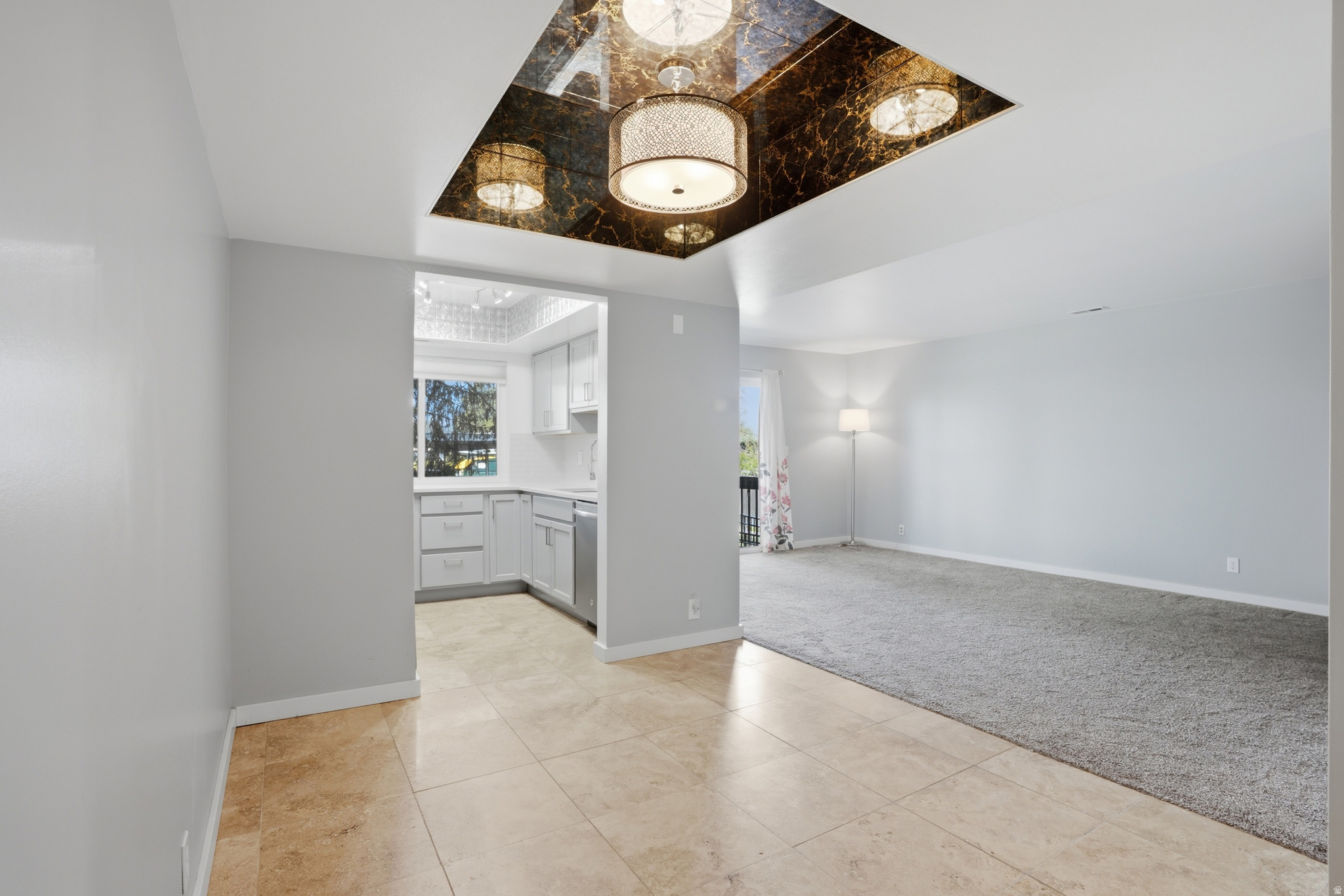 THREE FOUNTAINS EAST - Residential