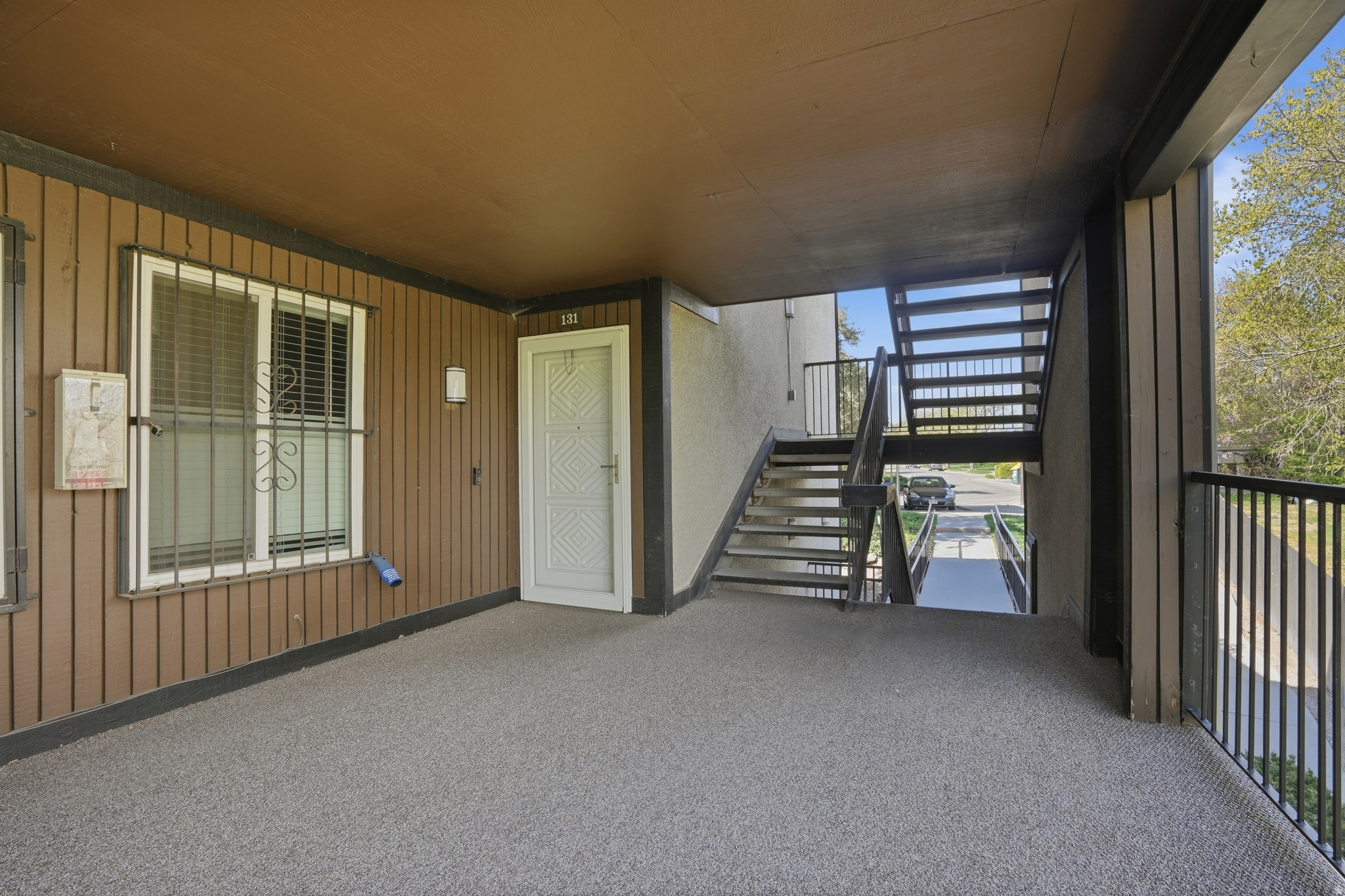 THREE FOUNTAINS EAST - Residential