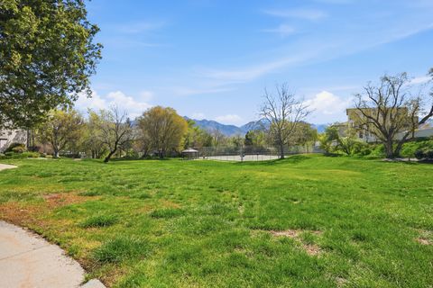 Tiny photo for 4943 S EASTRIDGE LN #131, Murray, UT 84117 (MLS # 2150111)