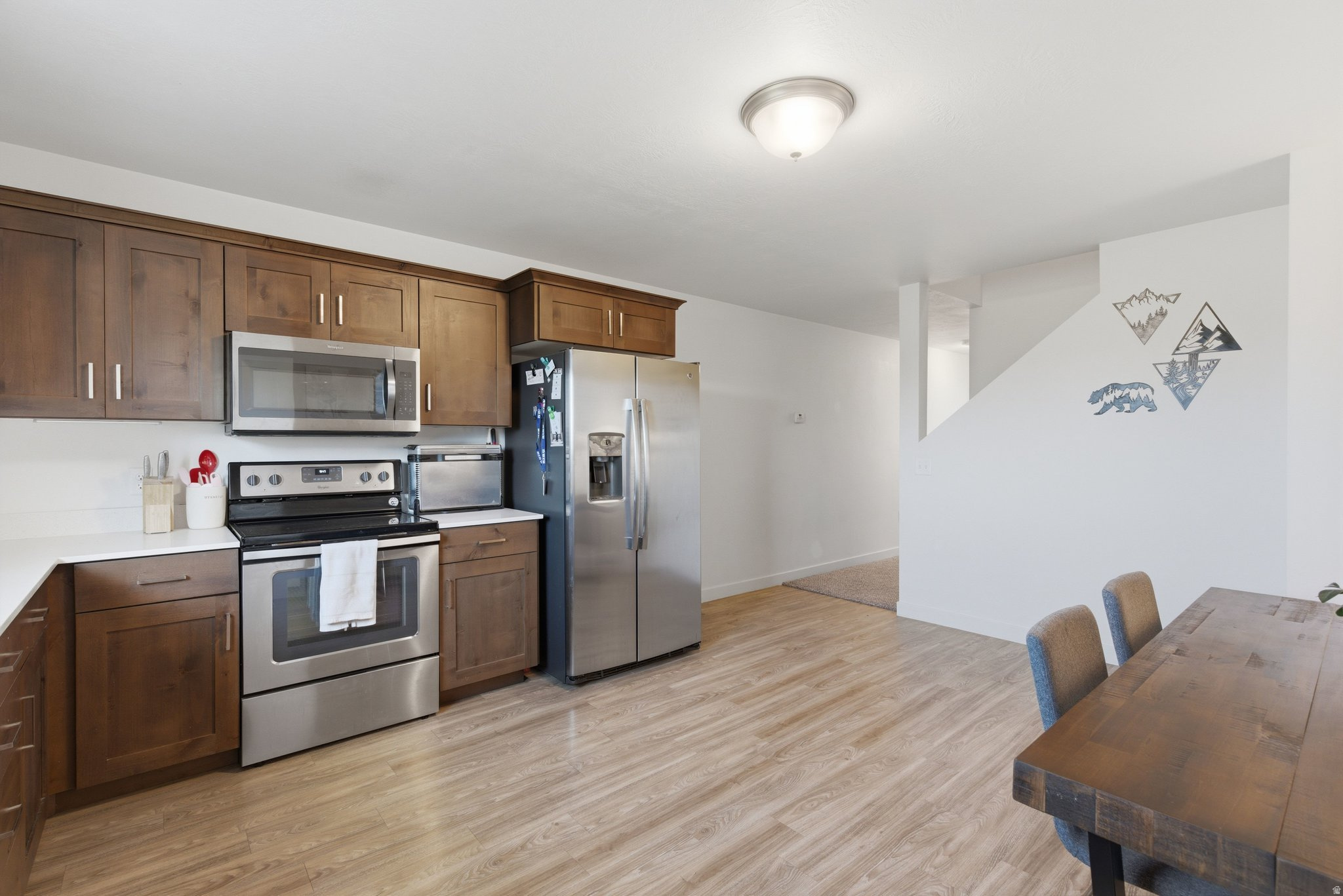 TUCKER ROW - Residential