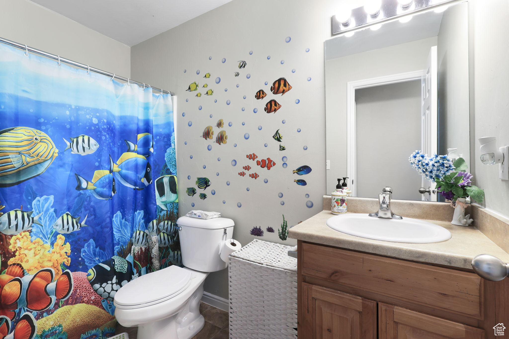 4569 W Harvest Sun Ln, South Jordan, Utah image 19