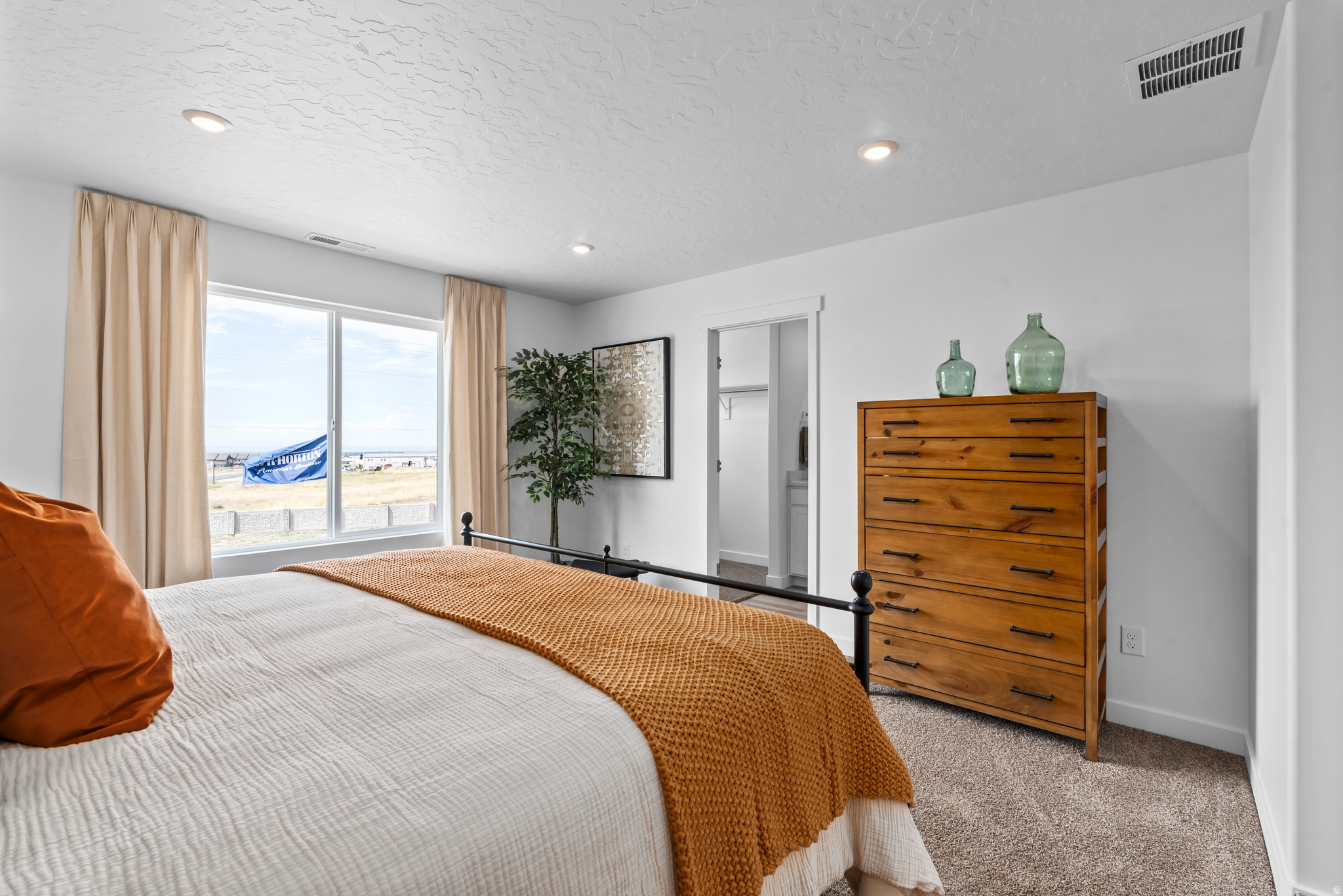 WESTERN ACRES - Residential