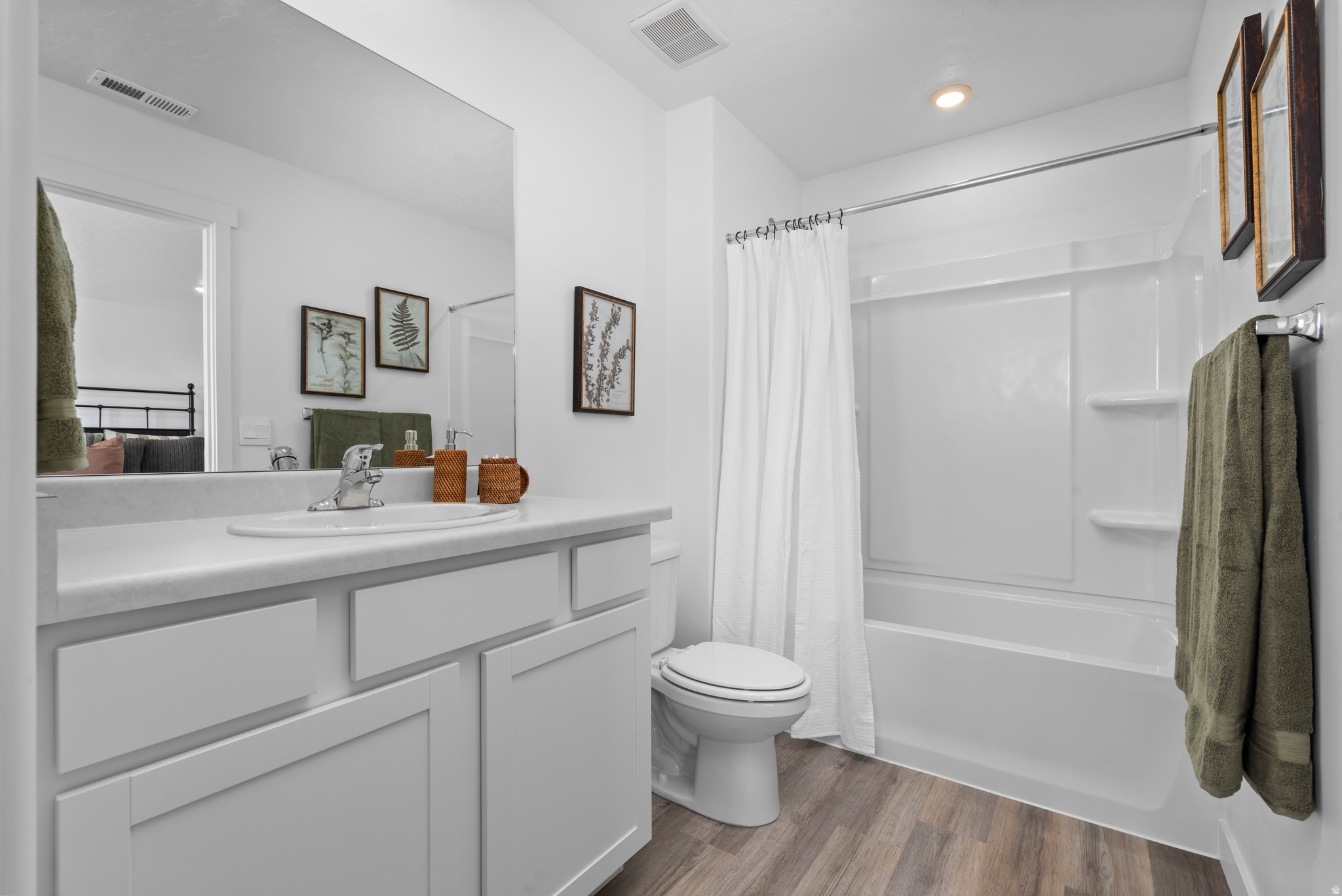 WESTERN ACRES - Residential