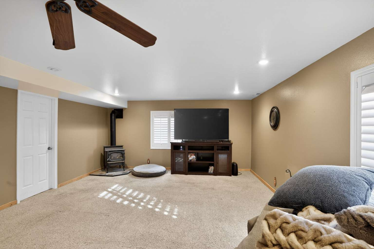 MEADOWS - Residential