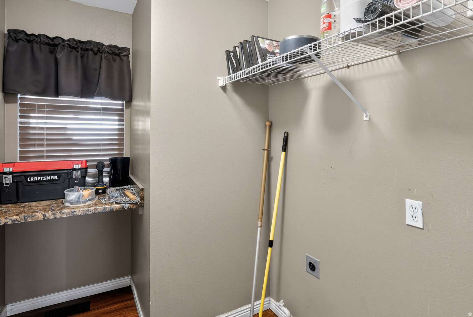 MEADOWS - Residential