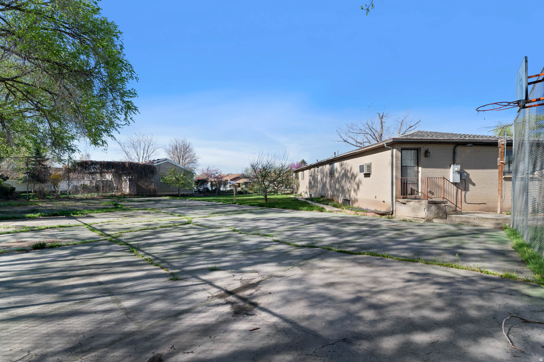 VERDANT HEIGHTS - Residential