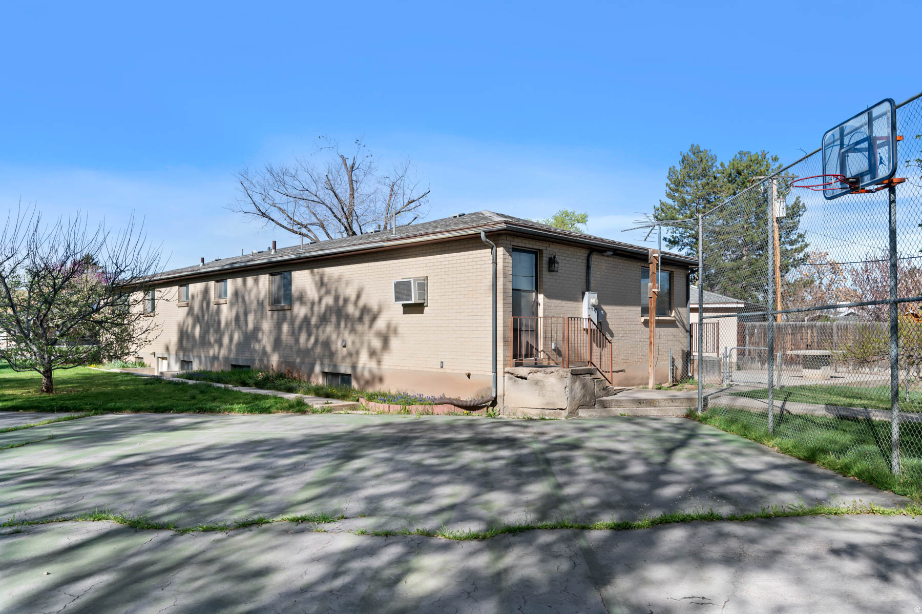 VERDANT HEIGHTS - Residential