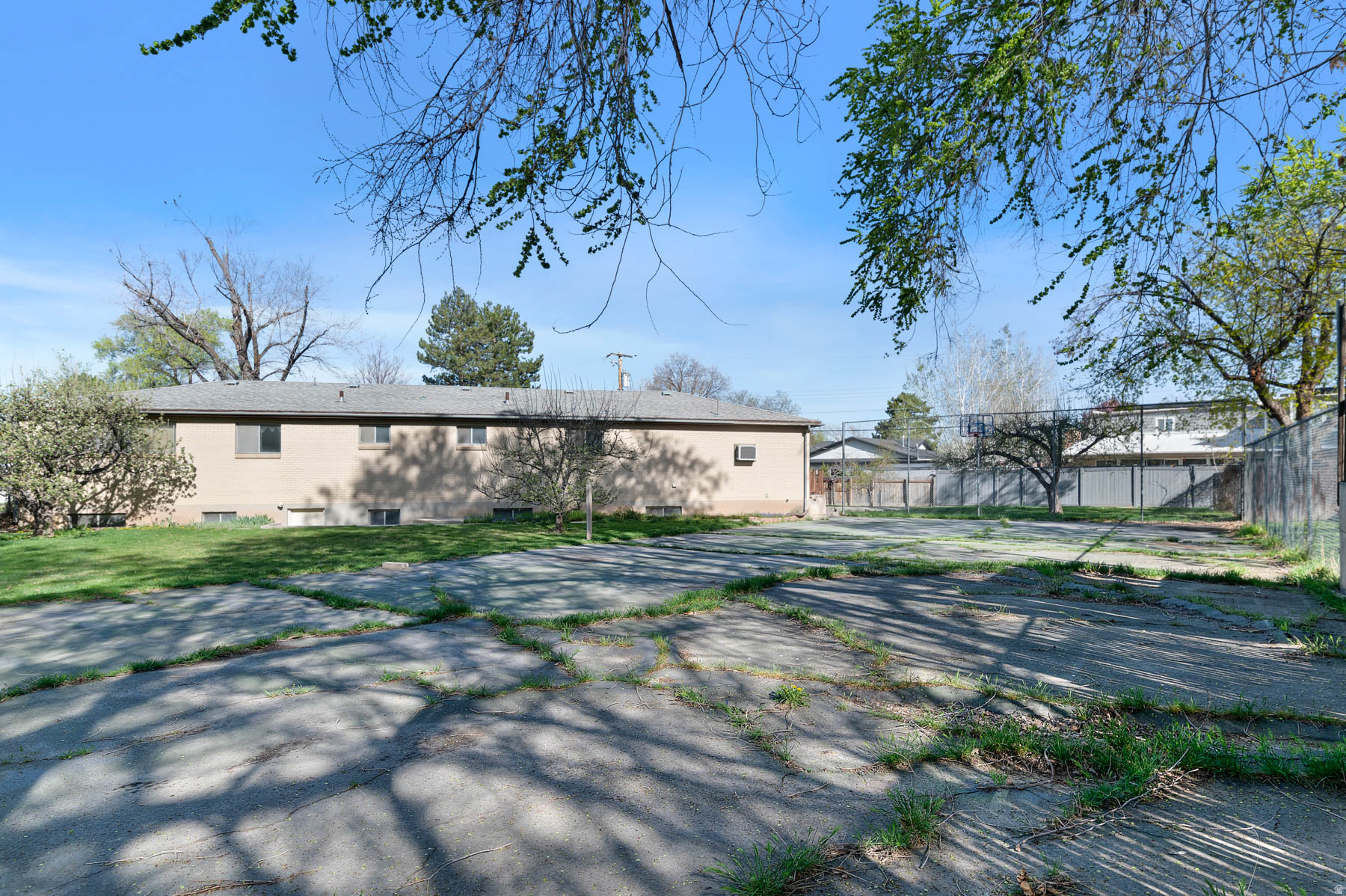 VERDANT HEIGHTS - Residential