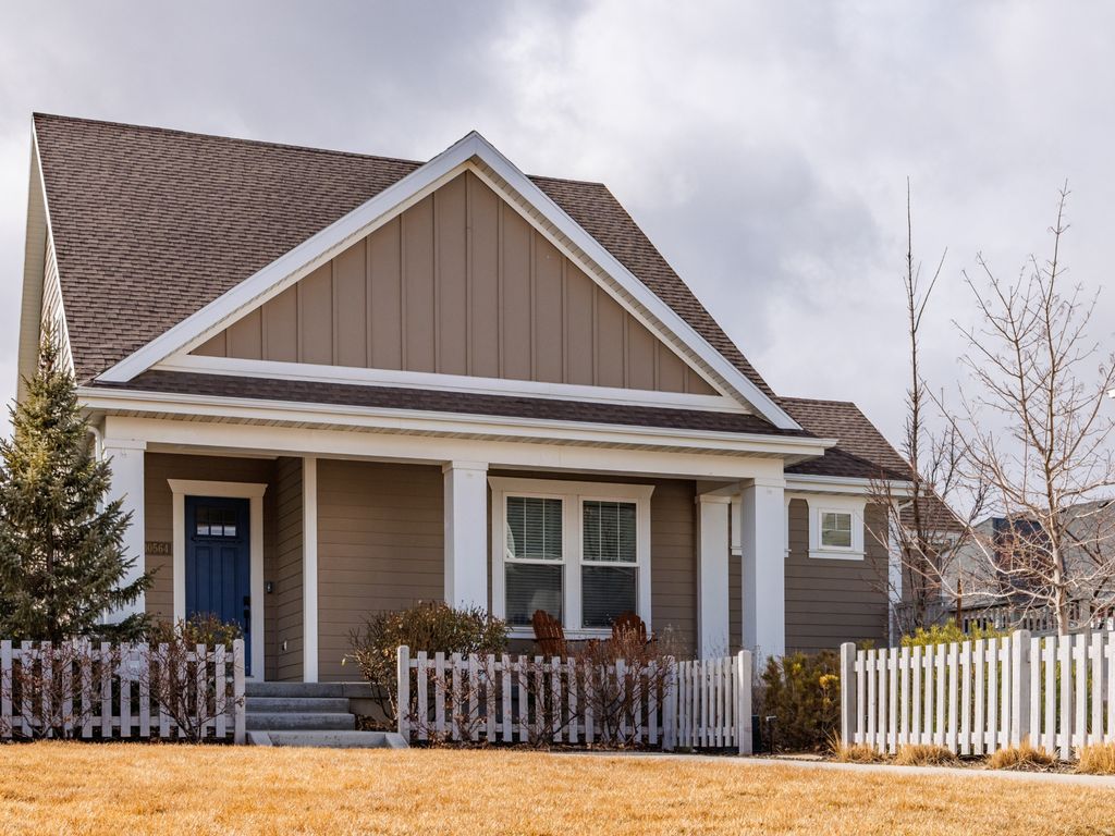 Photo of 10564 S PIPESTONE WAY, South Jordan, UT 84009 (MLS # 2138746)