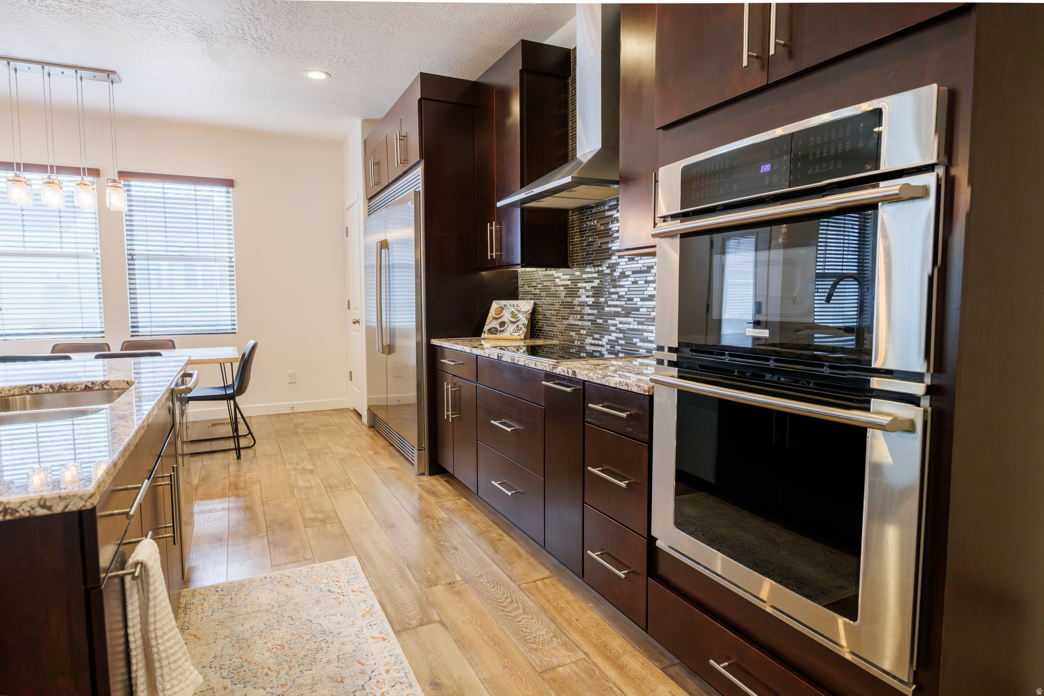 DAYBREAK - Residential