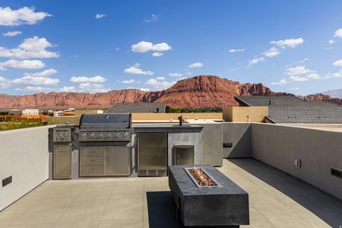 Tiny photo for 104 E 1060 S, Ivins, UT 84738 (MLS # 2161845)