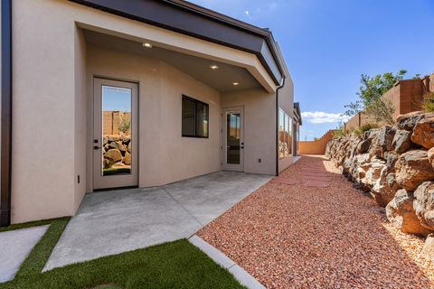 Tiny photo for 104 E 1060 S, Ivins, UT 84738 (MLS # 2161845)
