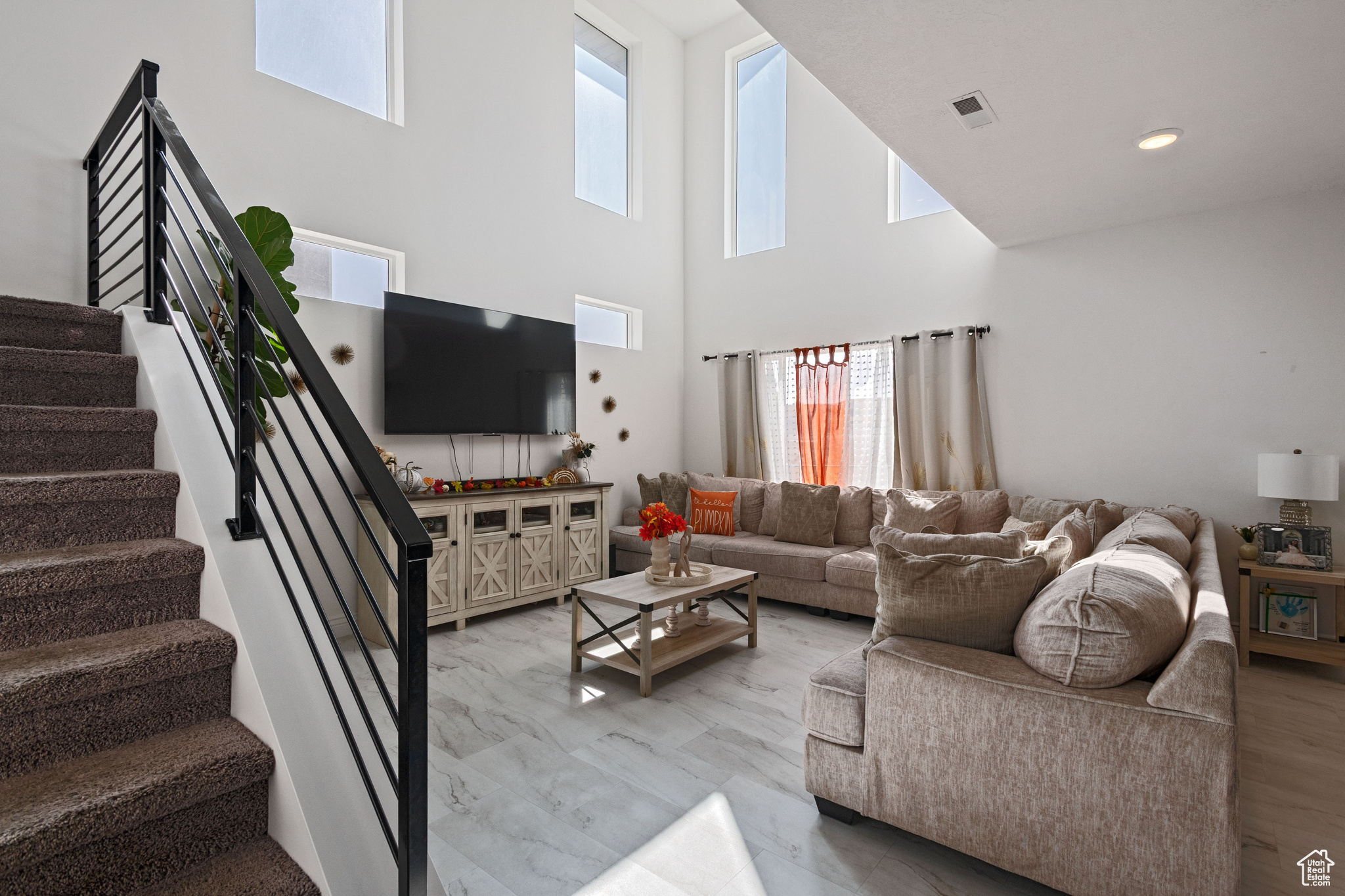 VISTAS @ WESTRIDGE - Residential