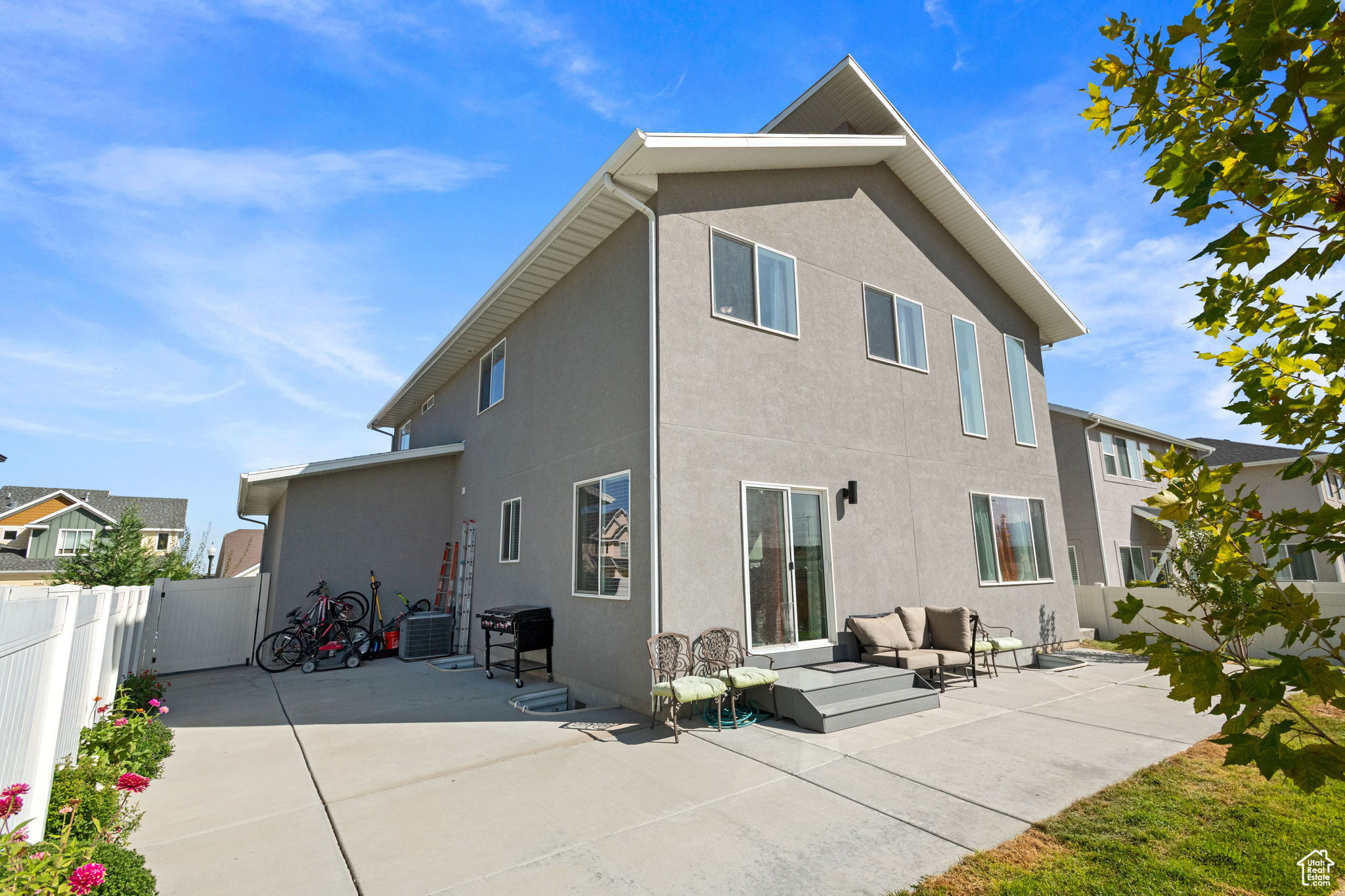 VISTAS @ WESTRIDGE - Residential