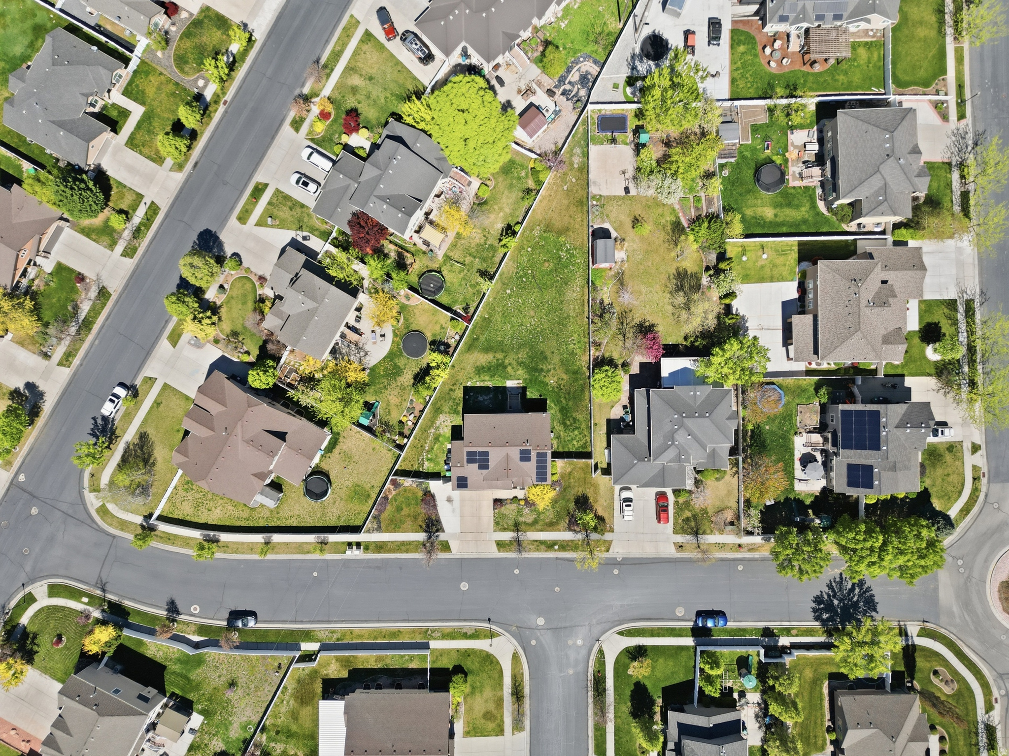 MOUNTAIN VIEW ESTATE - Residential