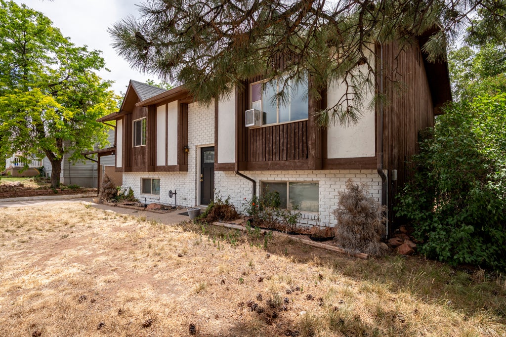 Photo of 1278 S 860 W, Cedar City, UT 84720 (MLS # 2164267)