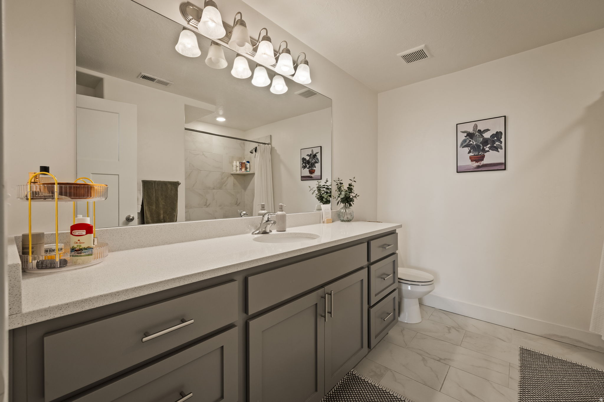 THE PONDS - Residential