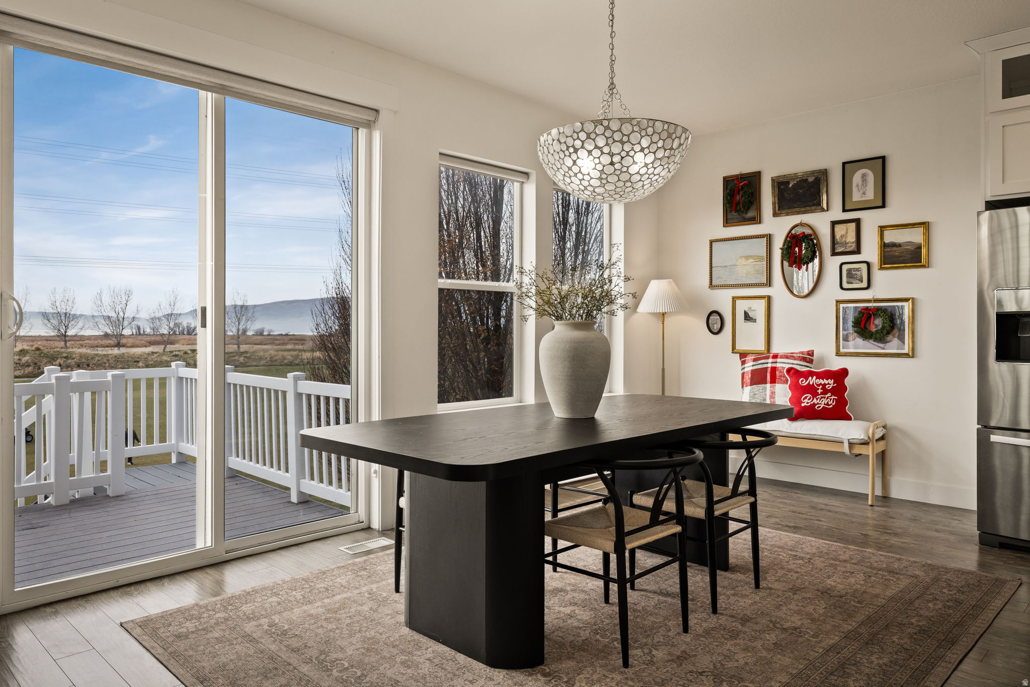 THE PONDS - Residential