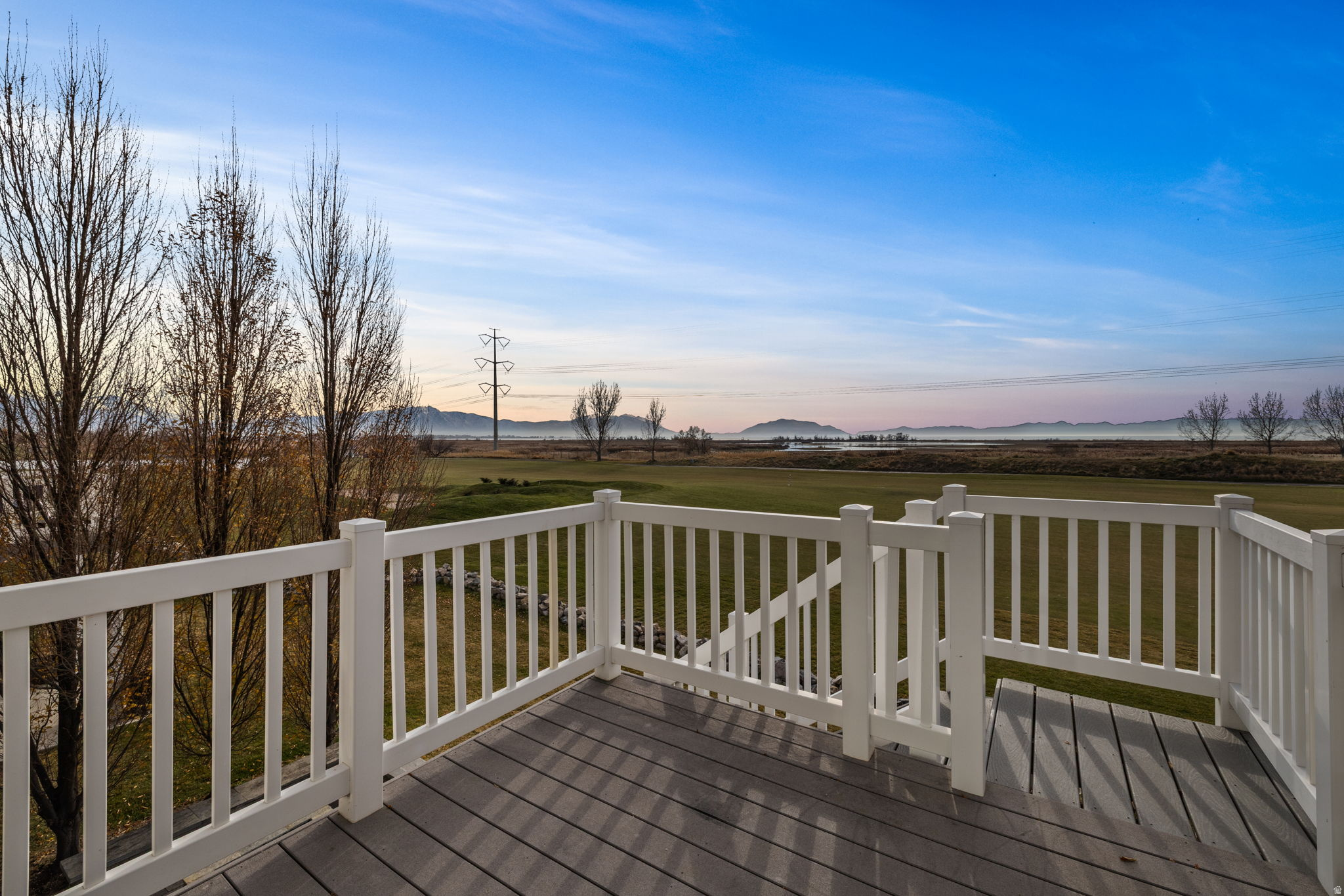 THE PONDS - Residential