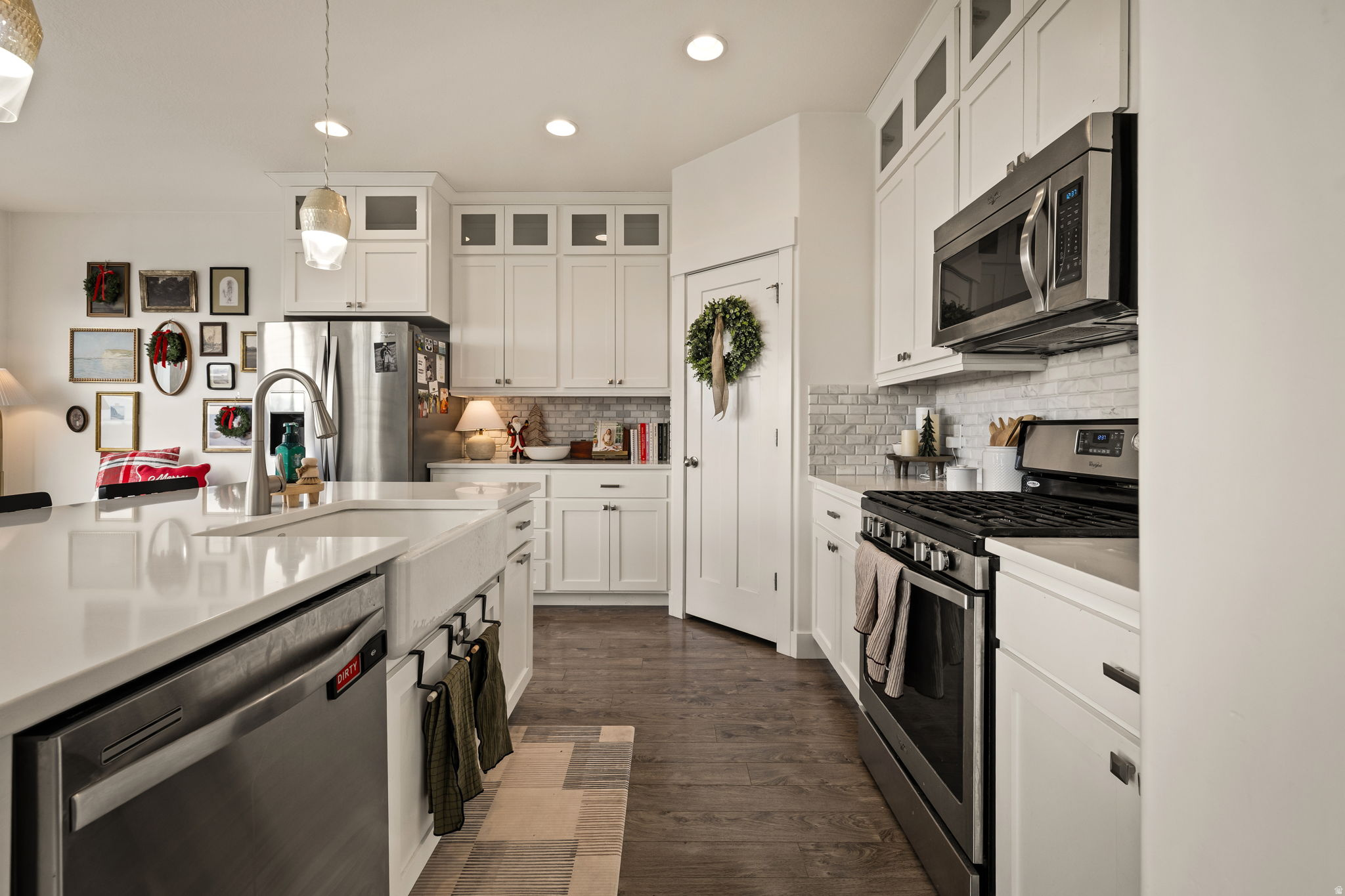 THE PONDS - Residential