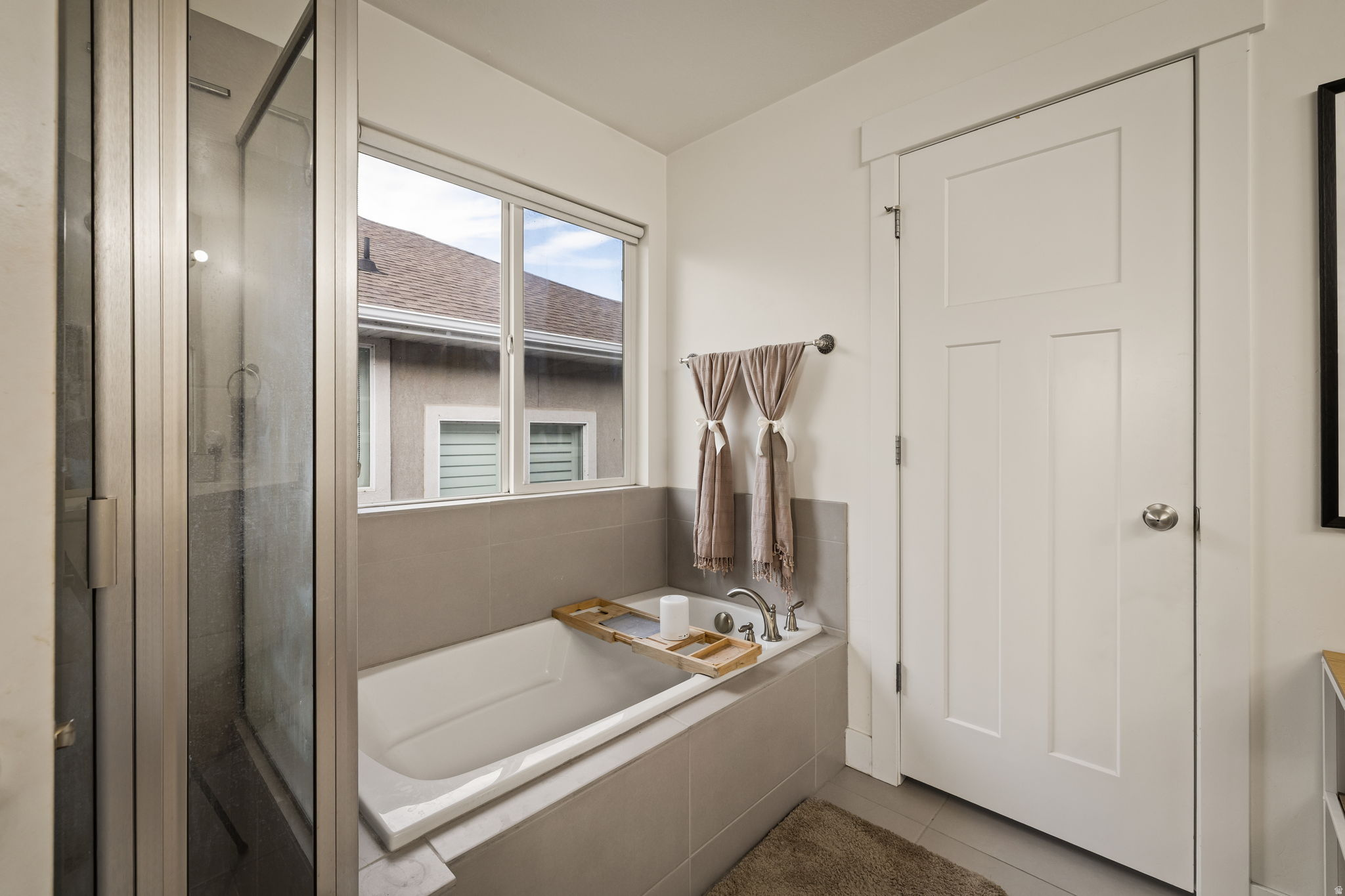 THE PONDS - Residential