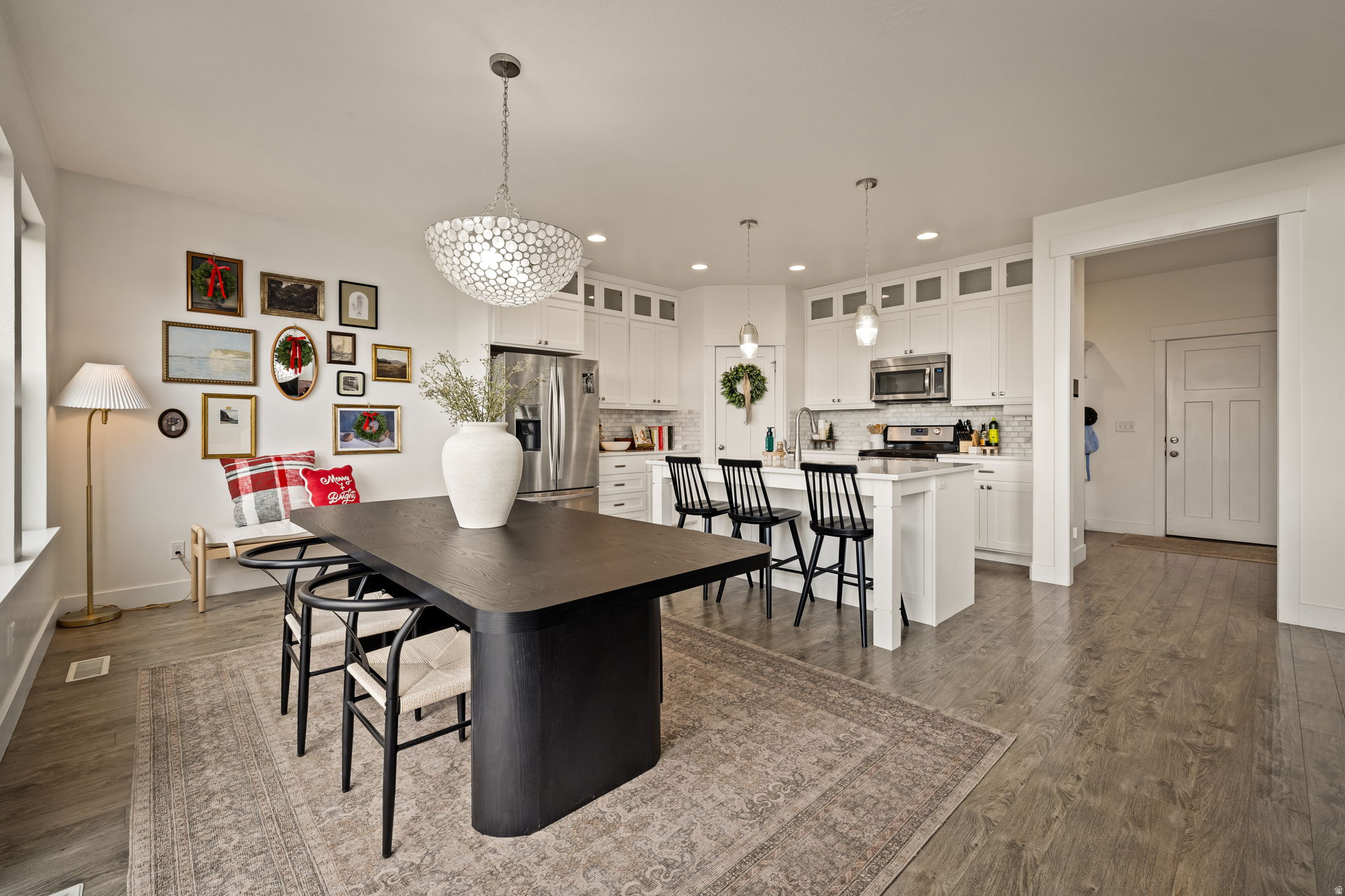 THE PONDS - Residential