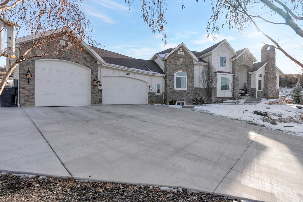 Photo of 3421 SPRING CIR, Mountain Green, UT 84050 (MLS # 2133724)