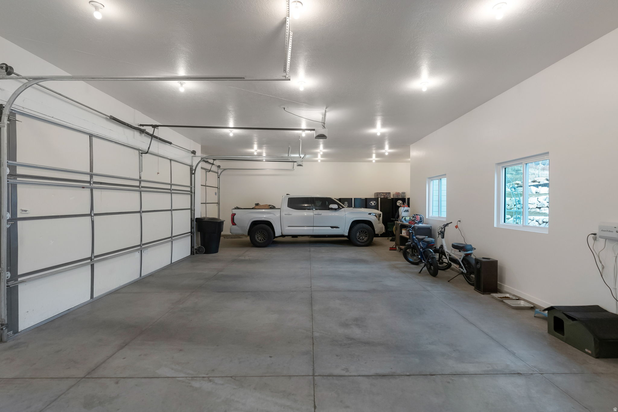 COTTONWOOD HILLS - Residential