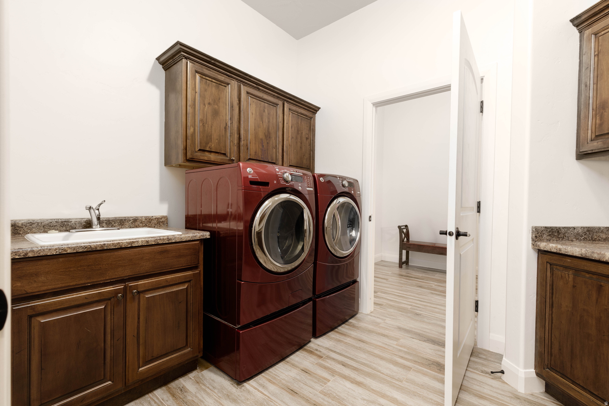 SILVERSTONE 3 AT GREEN SPRINGS - Residential