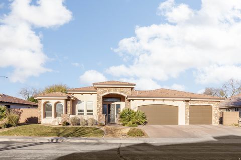 Photo of 1537 N BLACK LION RD, Washington, UT 84780 (MLS # 2128541)