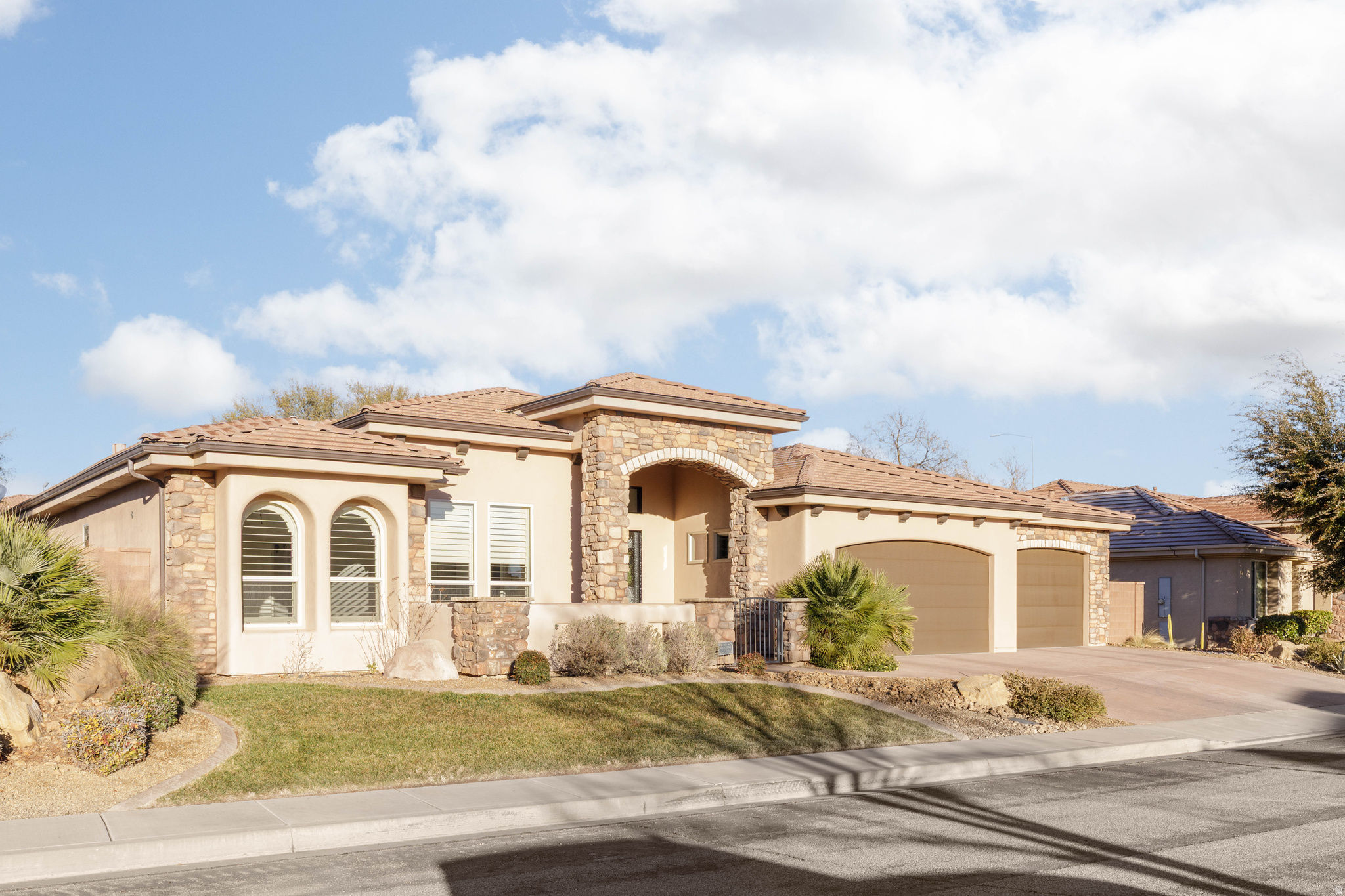 SILVERSTONE 3 AT GREEN SPRINGS - Residential