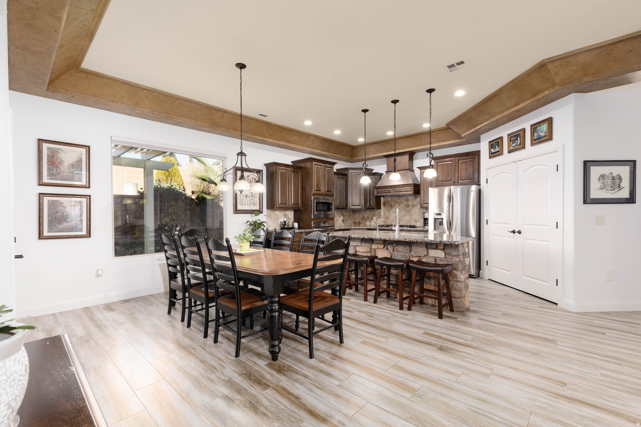 SILVERSTONE 3 AT GREEN SPRINGS - Residential