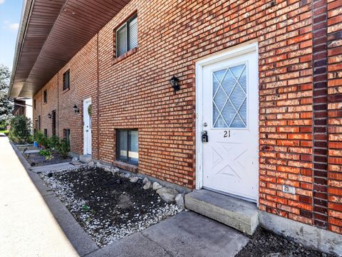 Condo For Sale - 1325 S Lincoln Ave #E4<br/> Ogden, UT 84404