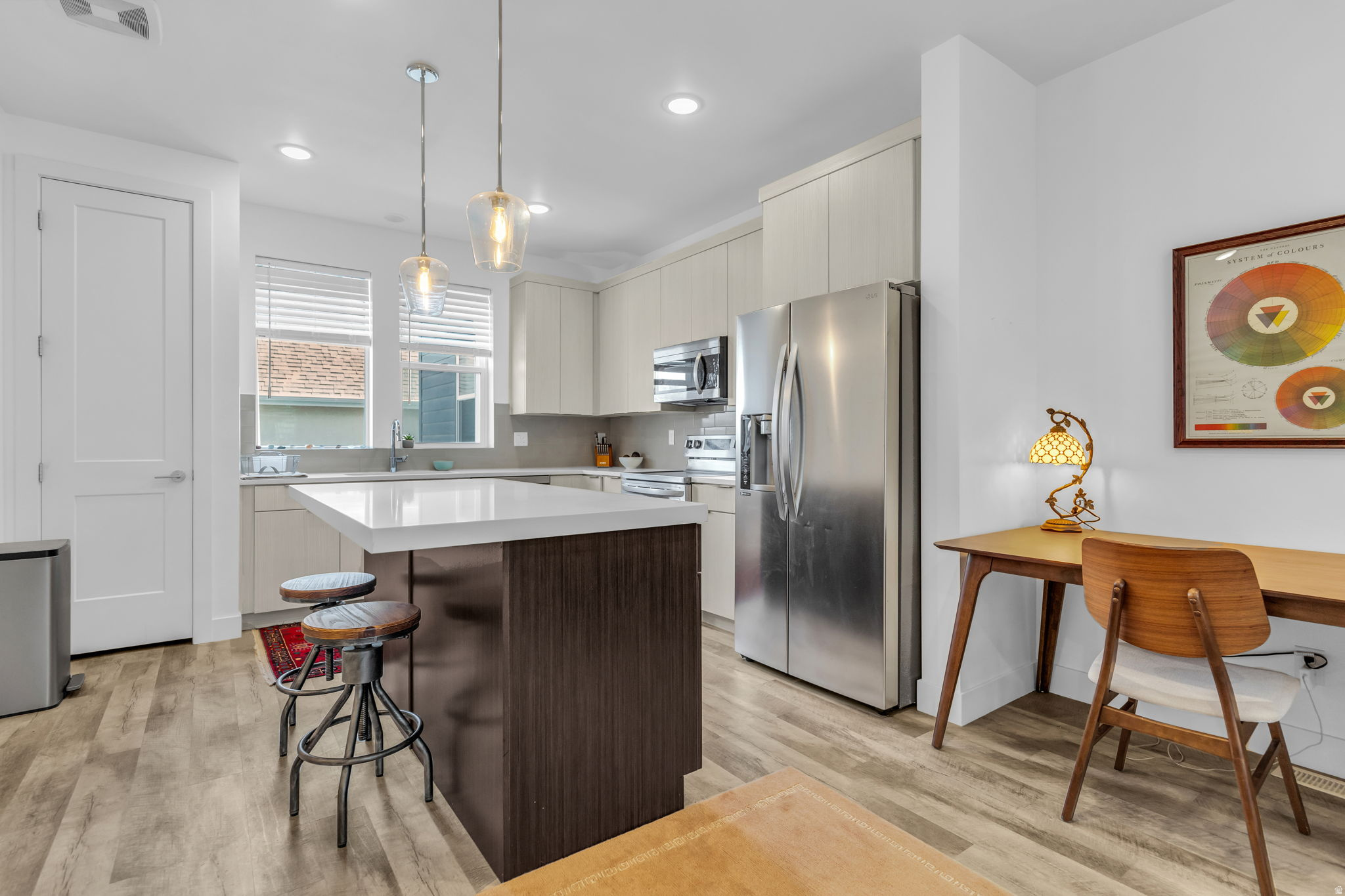 DAYBREAK - Residential