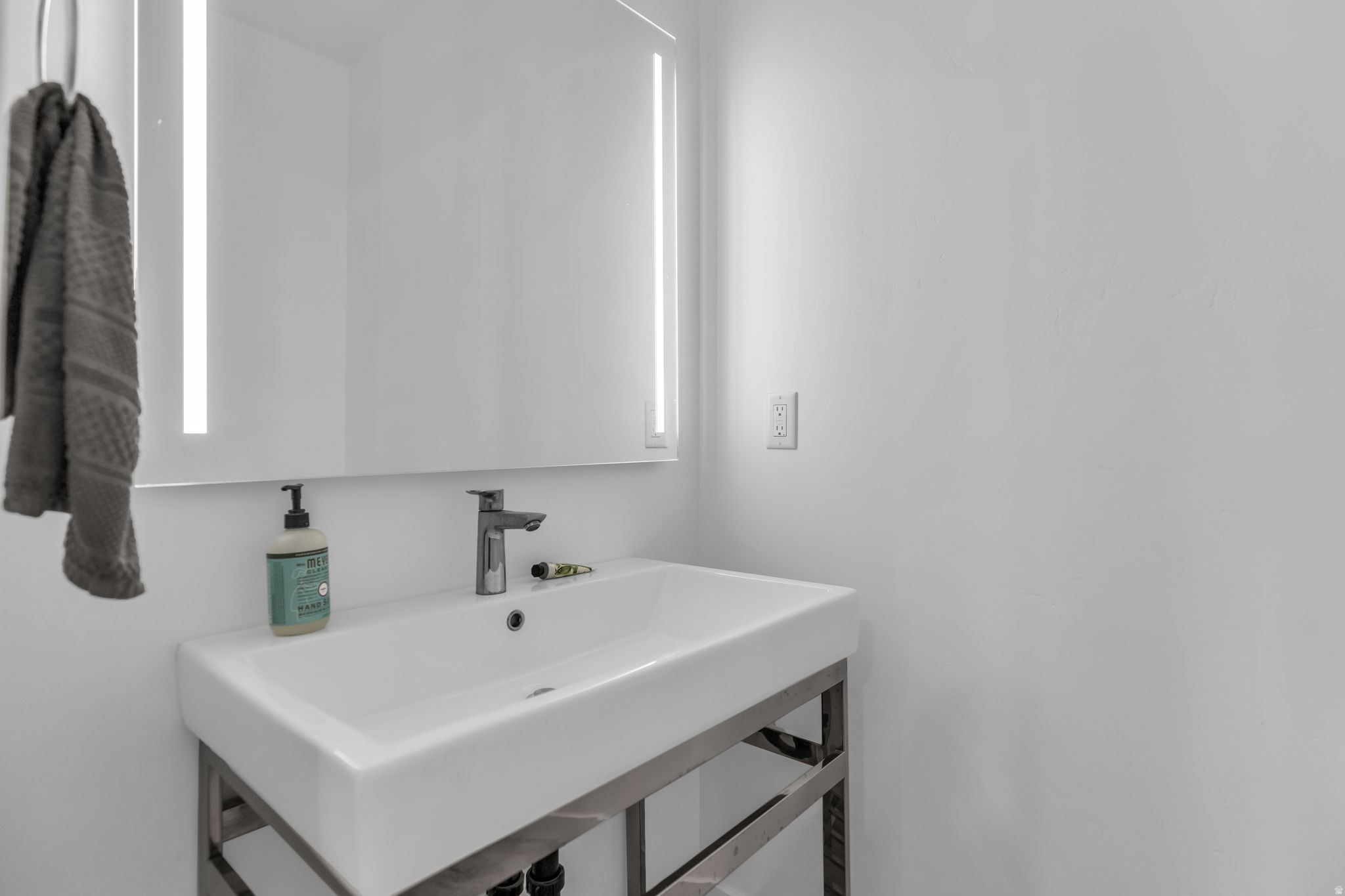 DAYBREAK - Residential