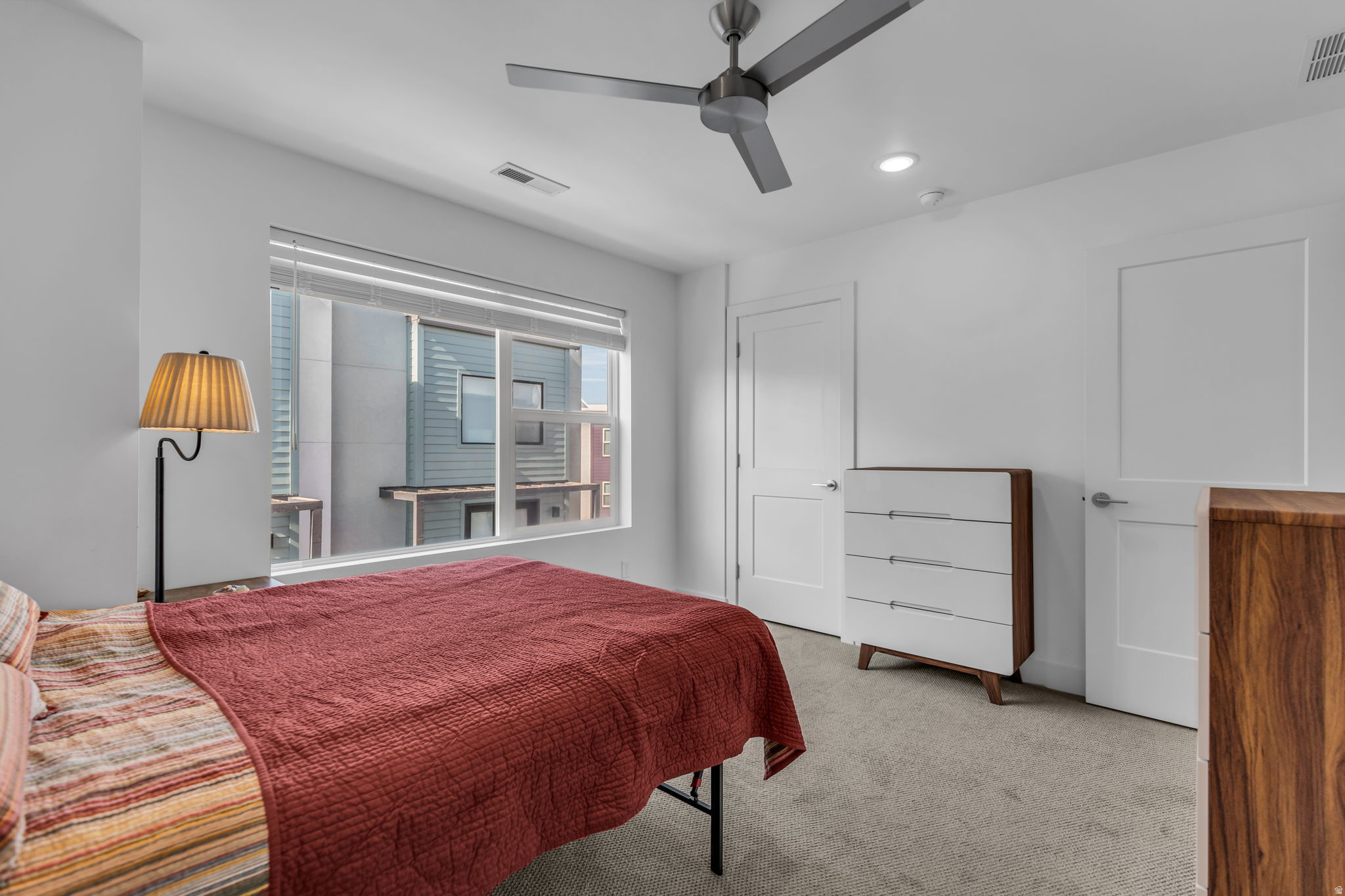 DAYBREAK - Residential