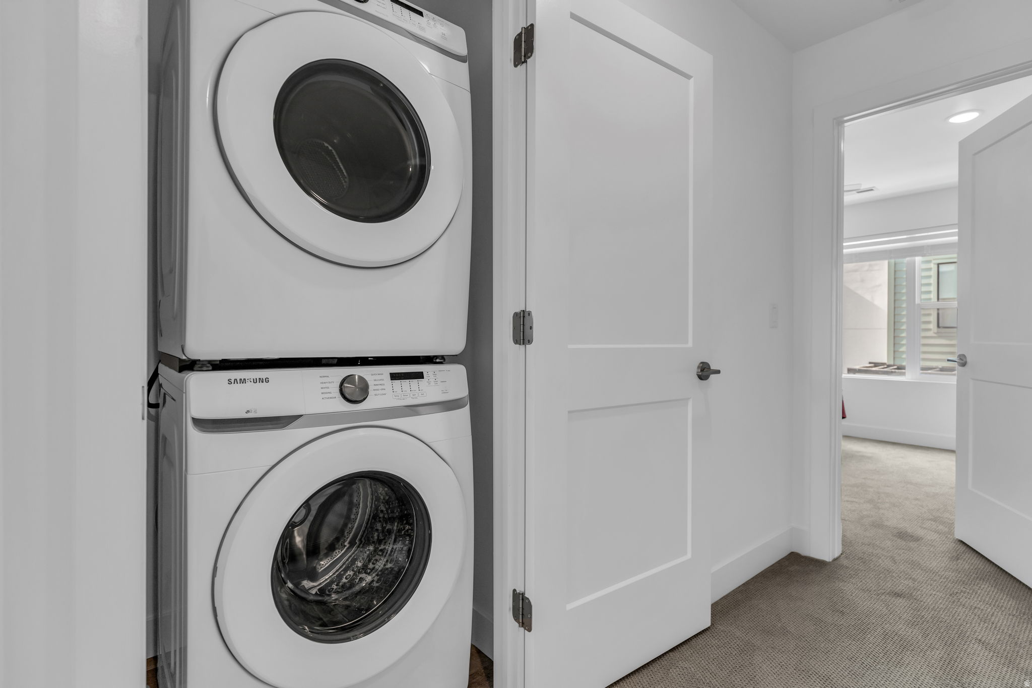 DAYBREAK - Residential