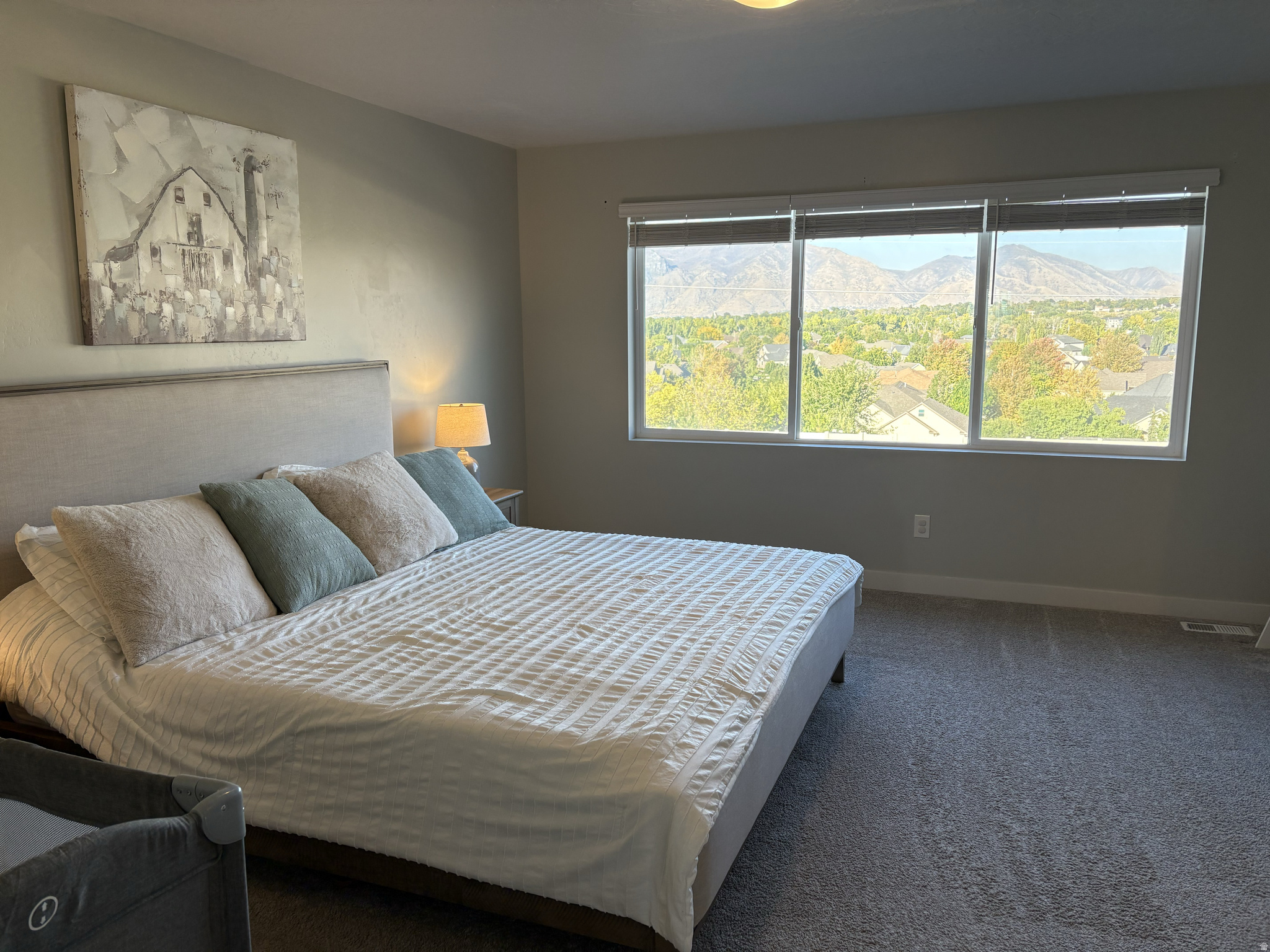 ESCALA - Residential