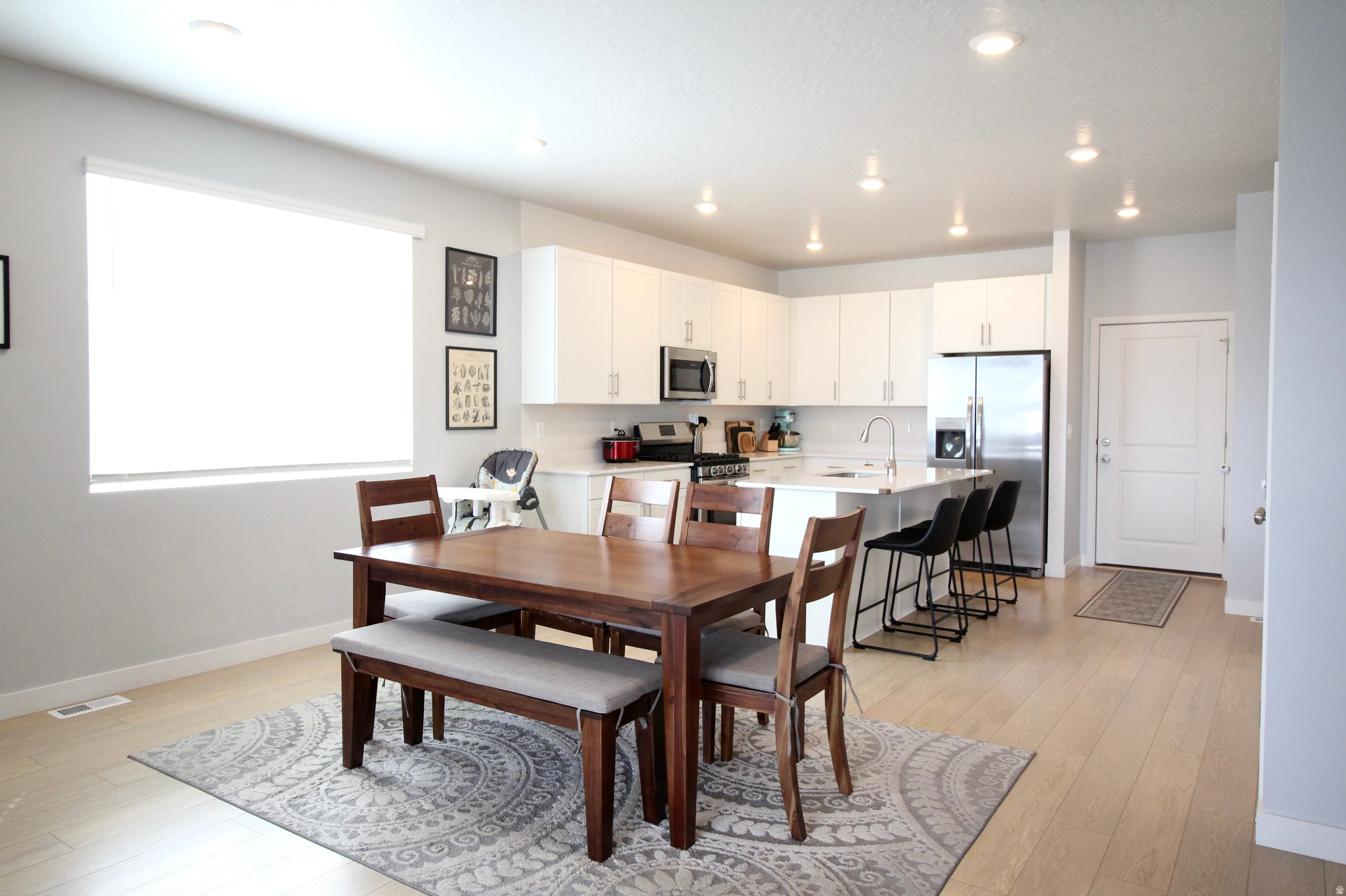 ESCALA - Residential