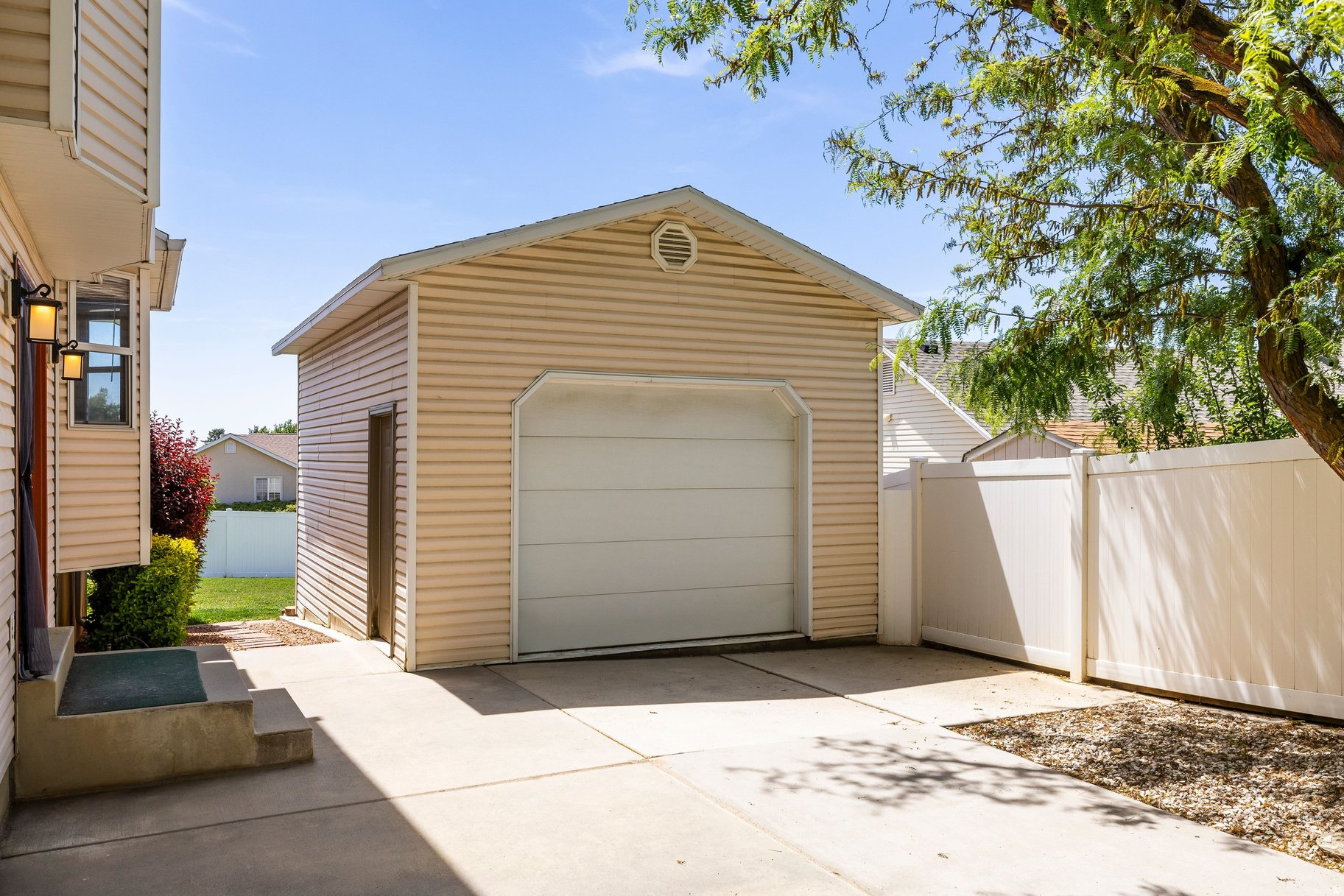 WARREN ACRES - Residential