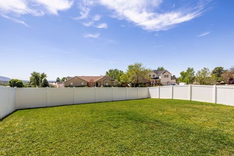 Tiny photo for 2681 N 750 E, North Ogden, UT 84414 (MLS # 2157581)