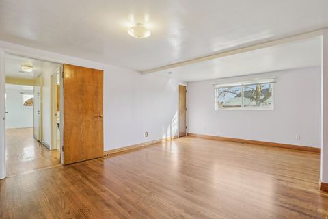 Tiny photo for 198 N 600 E, American Fork, UT 84003 (MLS # 2135523)