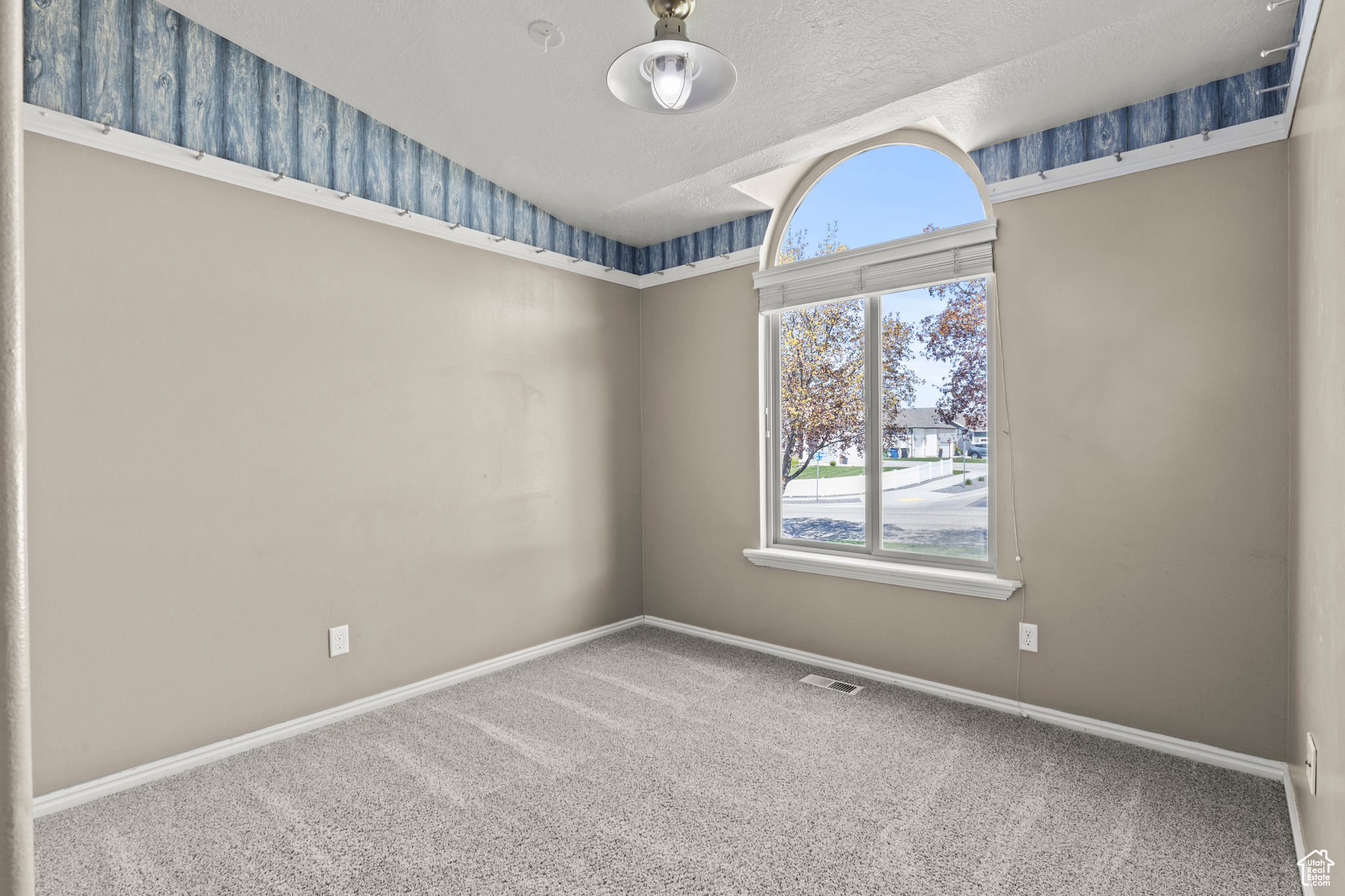 880 E 300, Smithfield, Utah image 27