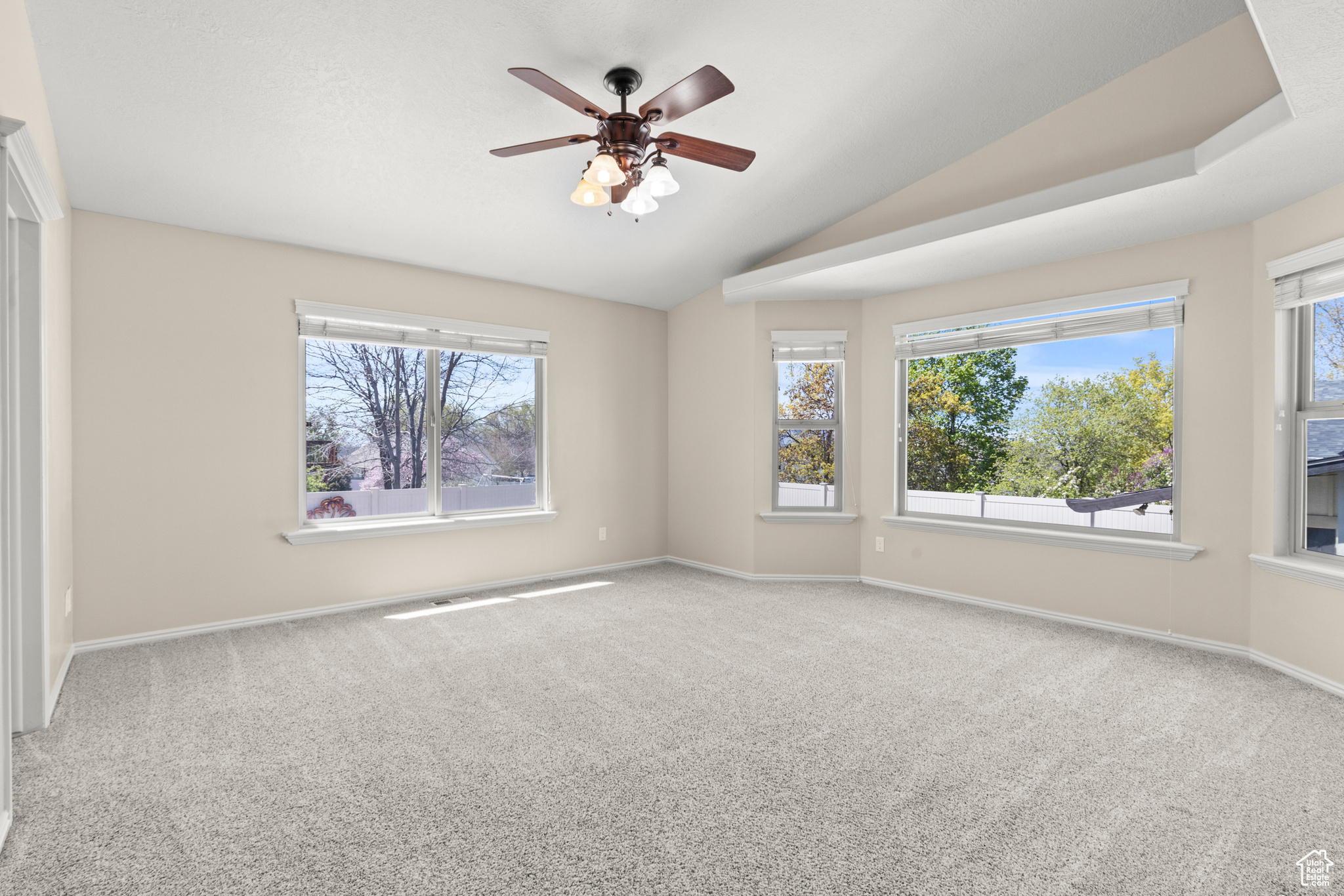 880 E 300, Smithfield, Utah image 17
