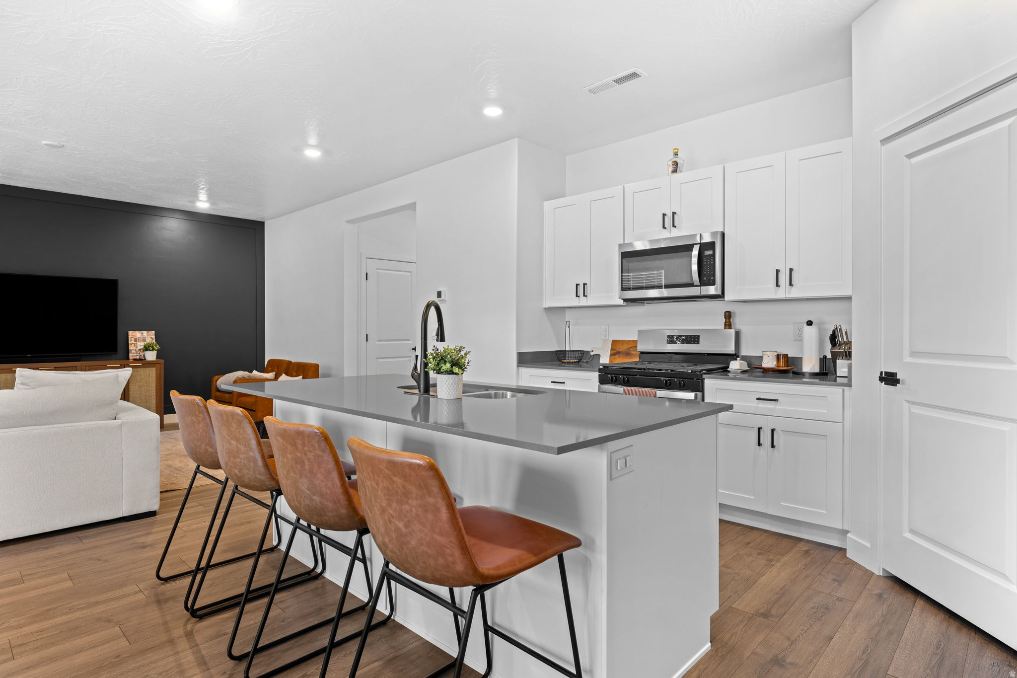 STARR SPRINGS AT LONG VALLEY 3 - Residential