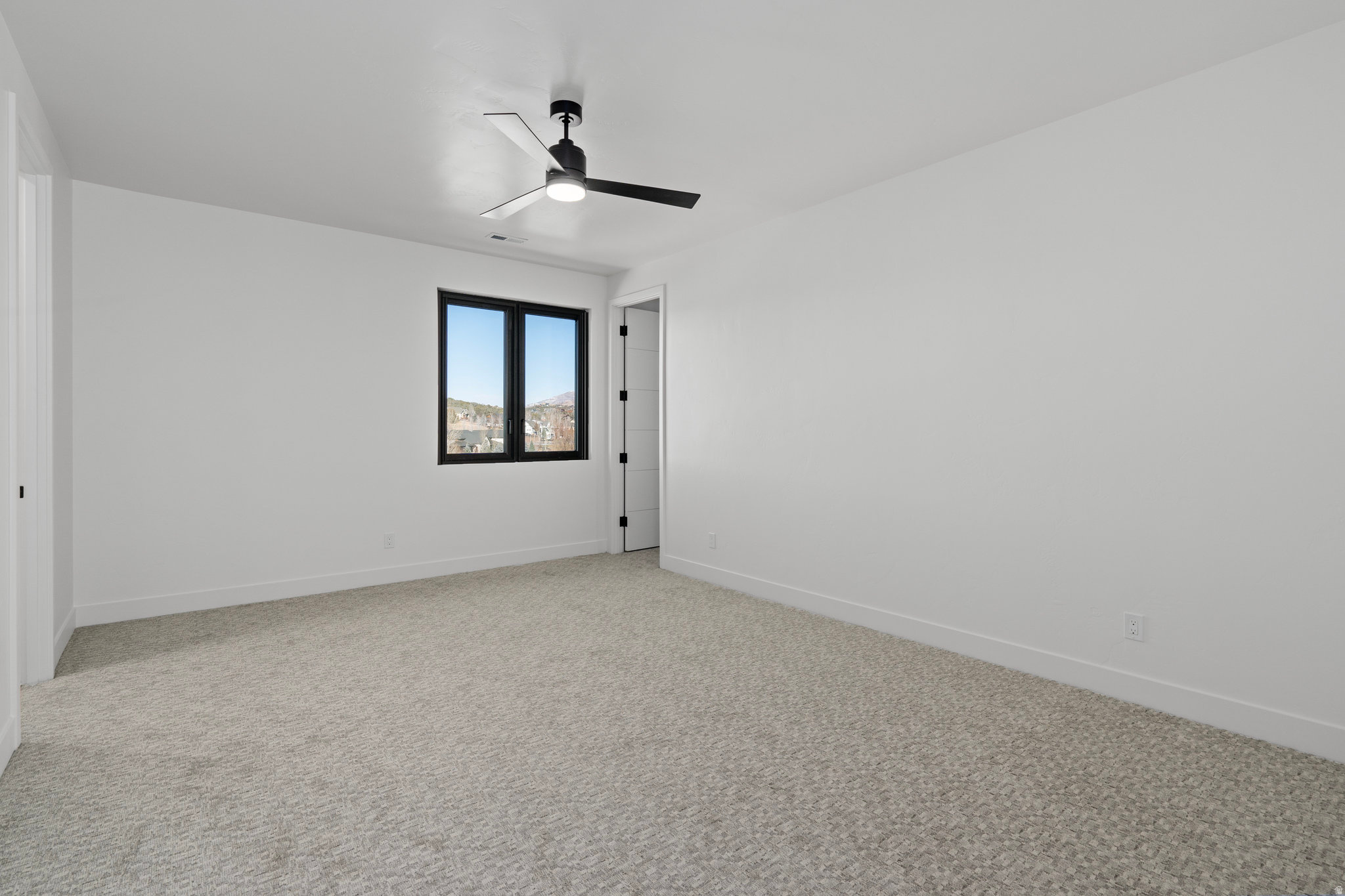 CROSSINGS AT LAKE CREEK - Residential