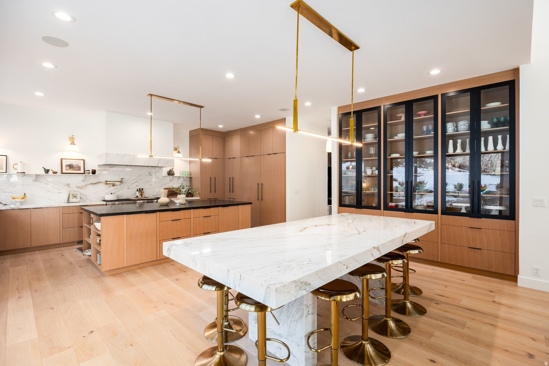 OLYMPUS COVE - Residential